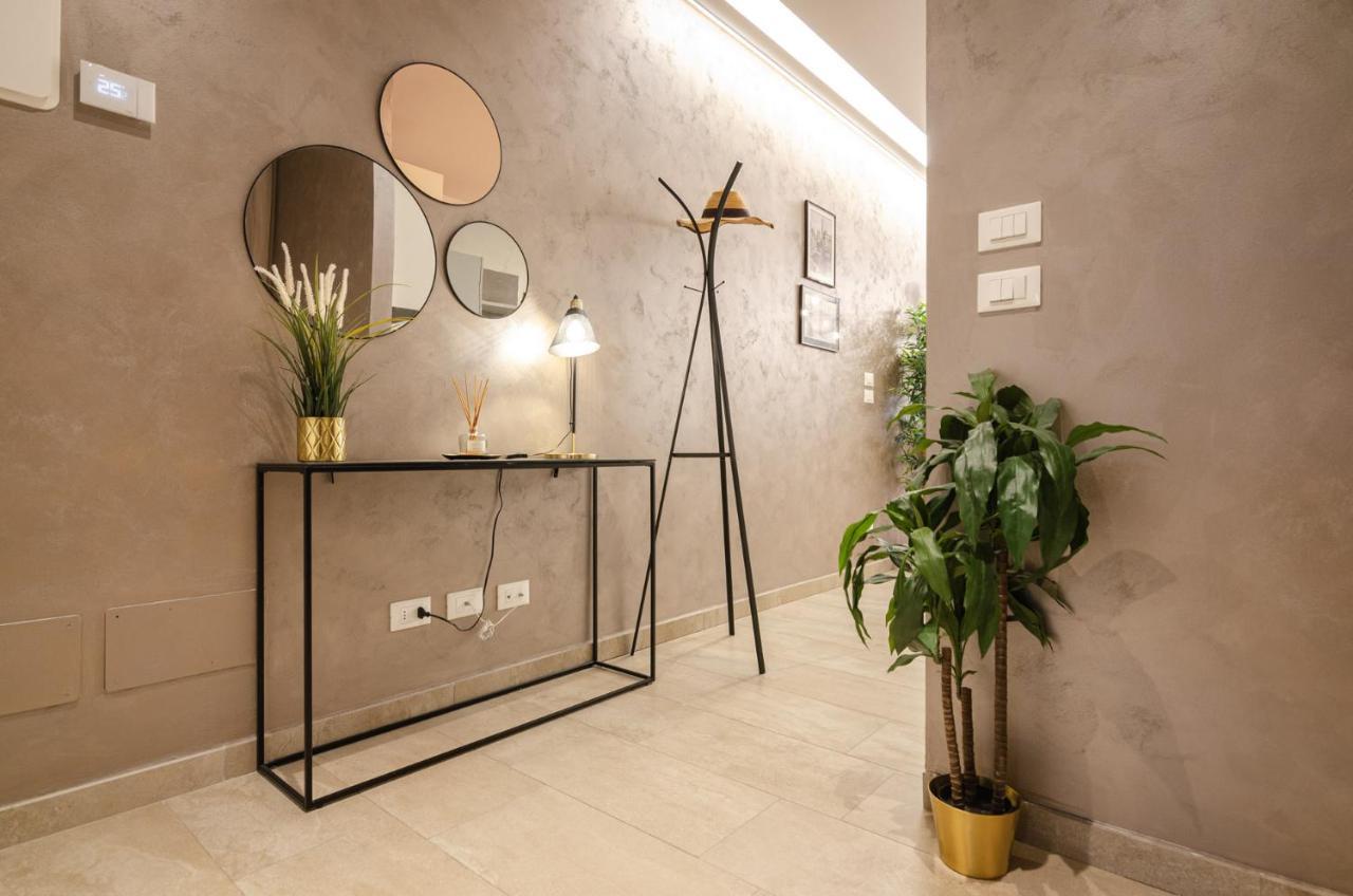 Goito Luxury Apartment, In The Historical Center Bologna Kültér fotó