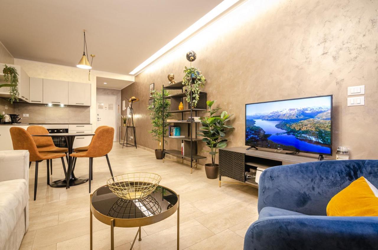 Goito Luxury Apartment, In The Historical Center Bologna Kültér fotó