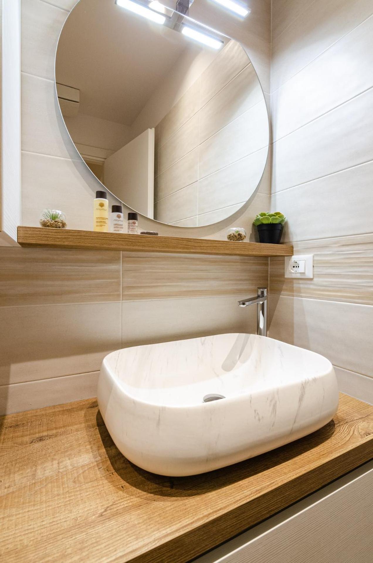 Goito Luxury Apartment, In The Historical Center Bologna Kültér fotó